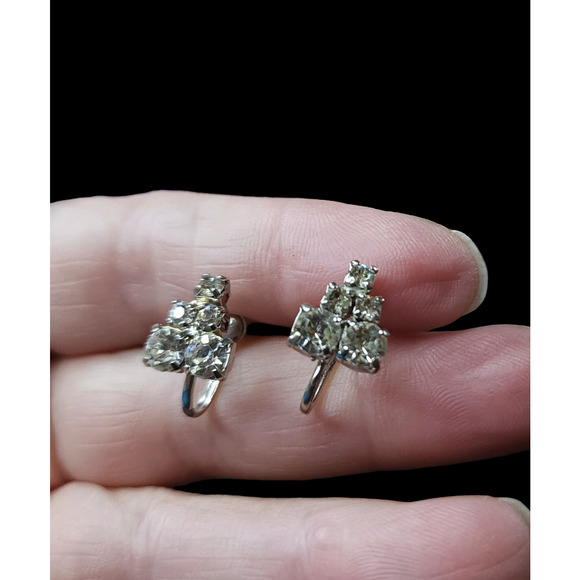 Vintage White Jade & Crystal necklace i& crystal screw back earrings - Picture 5 of 8